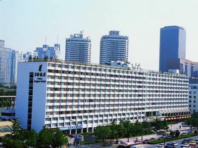 Jinglun Hotel