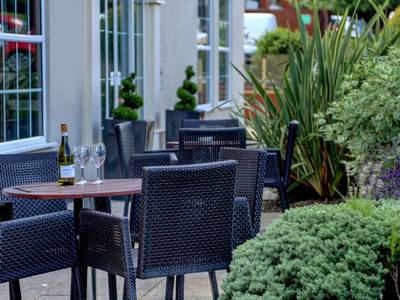 Best Western Premier East Midlands Airport Yew Lodge Hotel