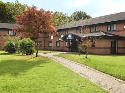 Days Inn Warwick North
