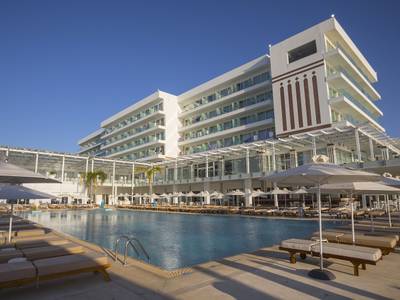 Constantinos The Great Beach Hotel