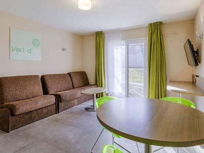 Mercure Lyon l'Isle d'Abeau Hotel