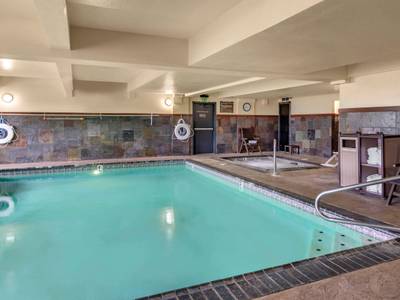 Best Western Astoria Bayfront 