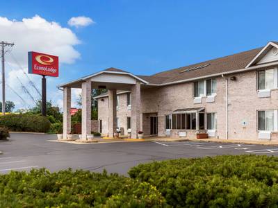 Econo Lodge Inn & Suites