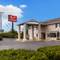 Econo Lodge Inn & Suites