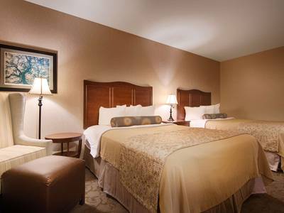 Best Western Plus Country Cupboard Inn