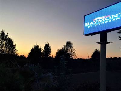 Magnuson Hotel Countryside