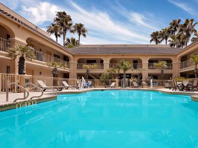 Super 8 Corpus Christi Northwest