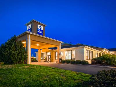 Best Western Inn & Suites - Monroe