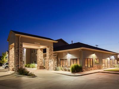 Best Western Plus Night Watchman Inn & Suites