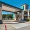 Quality Inn & Suites Garland East Dallas