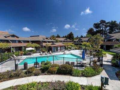 Best Western Seacliff Inn