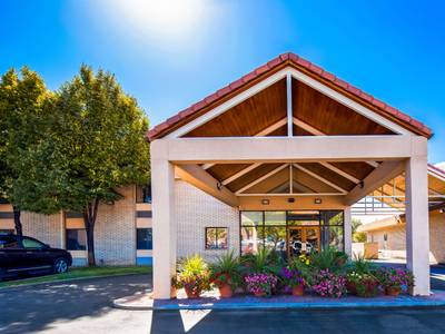 Best Western Town & Country Inn