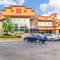 Clarion Inn & Suites University Center