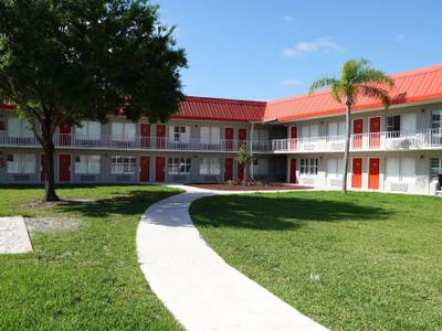 Vero Beach Inn & Suites