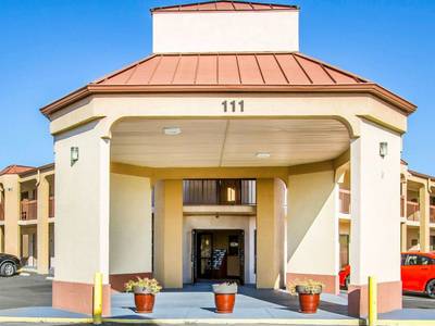 Rodeway Inn & Suites