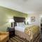 Baymont Inn & Suites Clarksville