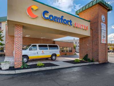 Comfort Suites University