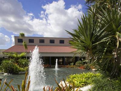 Shula's Hotel & Golf Club