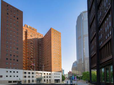 DoubleTree by Hilton Hotel & Suites Pittsburgh Downtown