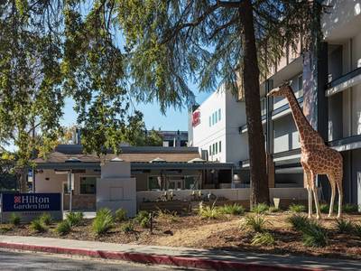 Hallmark Inn UC Davis