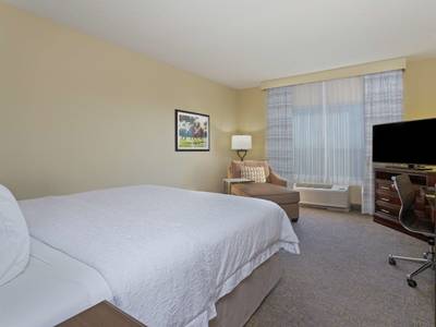 Hampton Inn & Suites Wellington