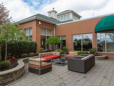 Hilton Garden Inn Buffalo Airport