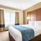 Holiday Inn Express & Suites Pine Bluff