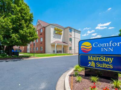 MainStay Suites