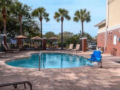 Quality Inn & Suites Patriots Point