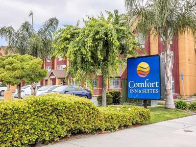 Comfort Inn & Suites