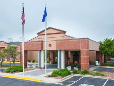 DoubleTree Milwaukee-Brookfield