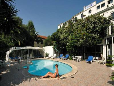 Bristol Hotel (Foto)