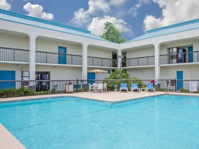 Baymont Inn & Suites Jacksonville / Camp Lejeune (Foto)