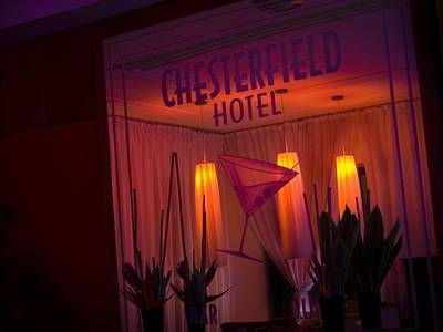 Chesterfield Hotel & Suites