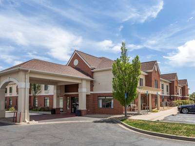 Best Western Plus Louisville Inn & Suites