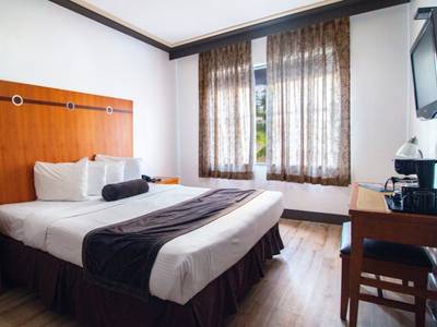 Majestic South Beach