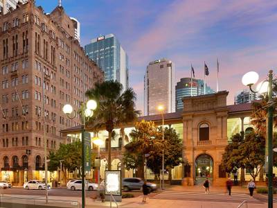 The Manor Apartment Hotel