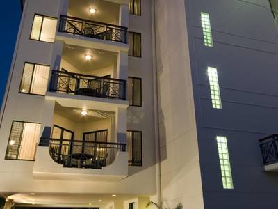 Tropic Towers Apartments