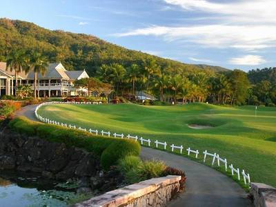 Paradise Palms Resort & Country Club