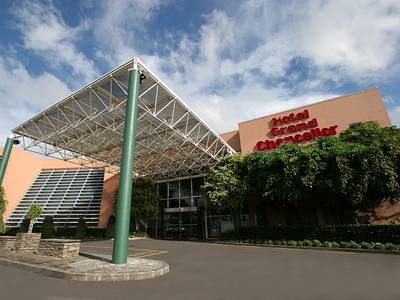 Naumi Auckland Airport