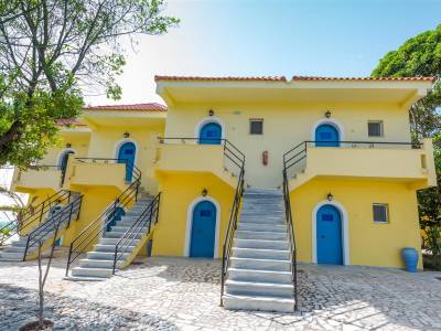 Ammes Studios & Apartments