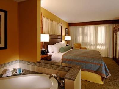 Grand Waikikian by Hilton Grand Vacations Club