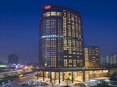 Sheraton Grand Shanghai Pudong Hotel & Residences
