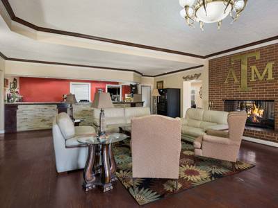 Econo Lodge College Station