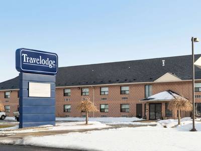Travelodge by Wyndham Windsor