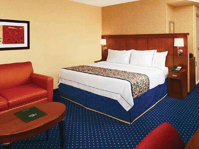 Courtyard By Marriott Providence / Warwick Airport