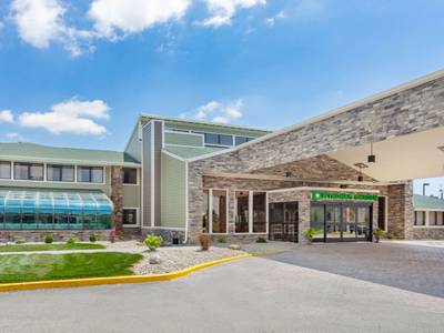 Wyndham Garden Fort Wayne