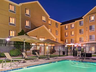 Homewood Suites by Hilton Albuquerque Airport