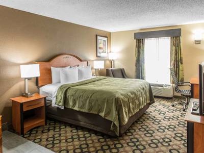 Quality Inn & Suites Columbus West - Hilliard