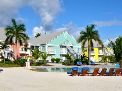 Sandyport Beaches Resort